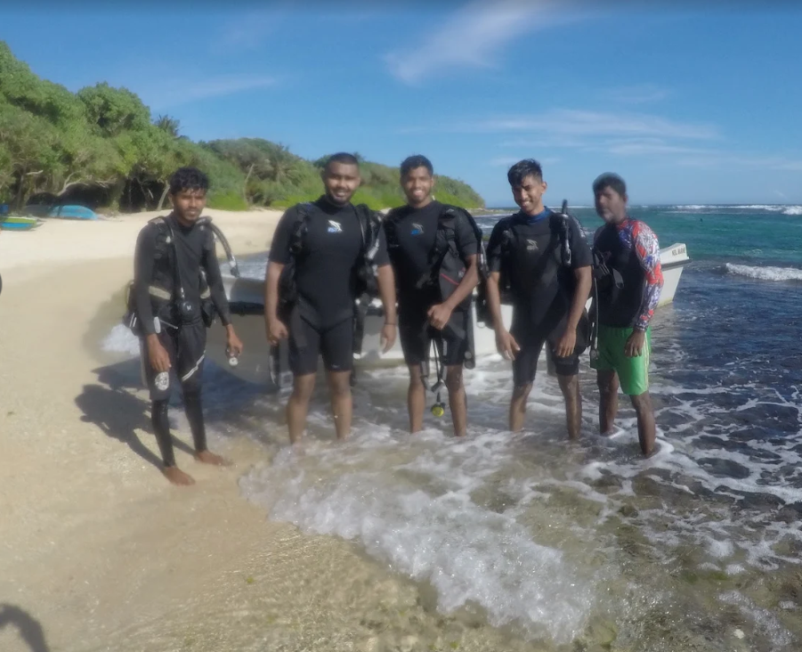 Dive Team Shoreline Pose